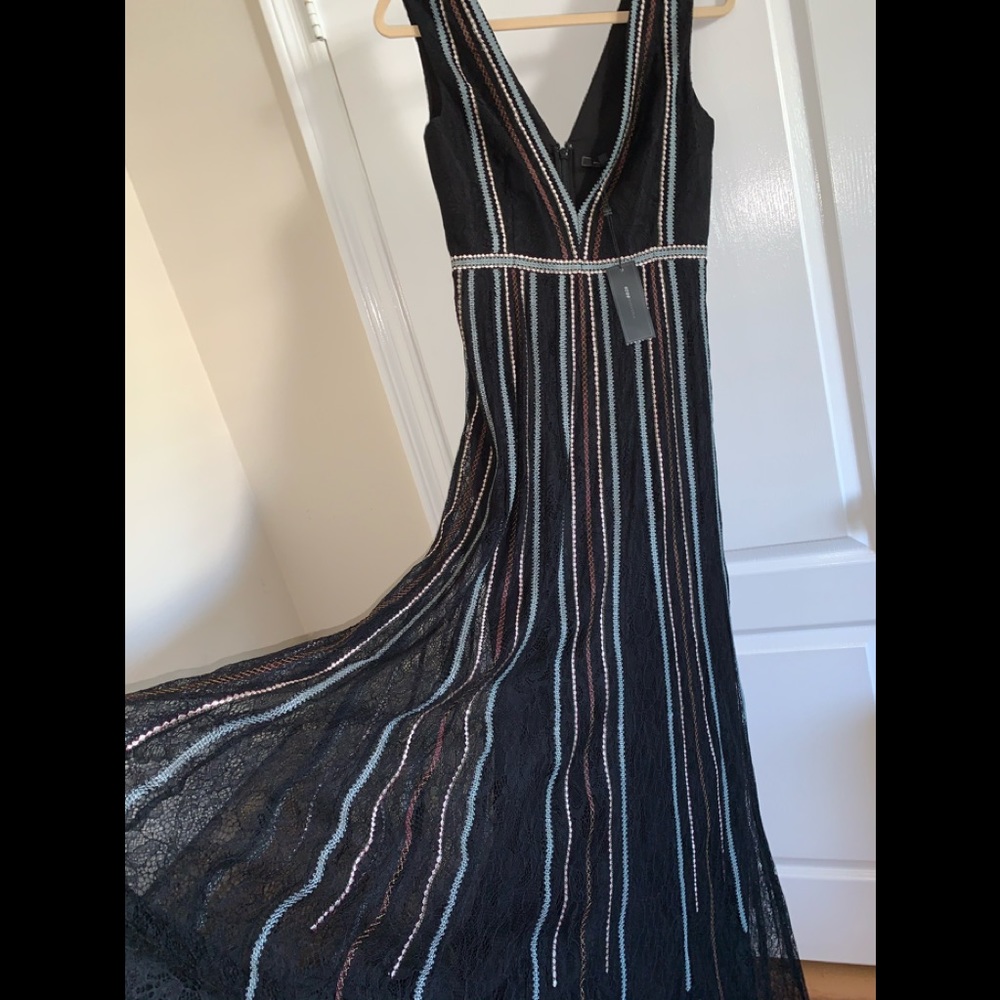 NWT BCBGMaxAzria Black Striped Maxi Dress Size 4